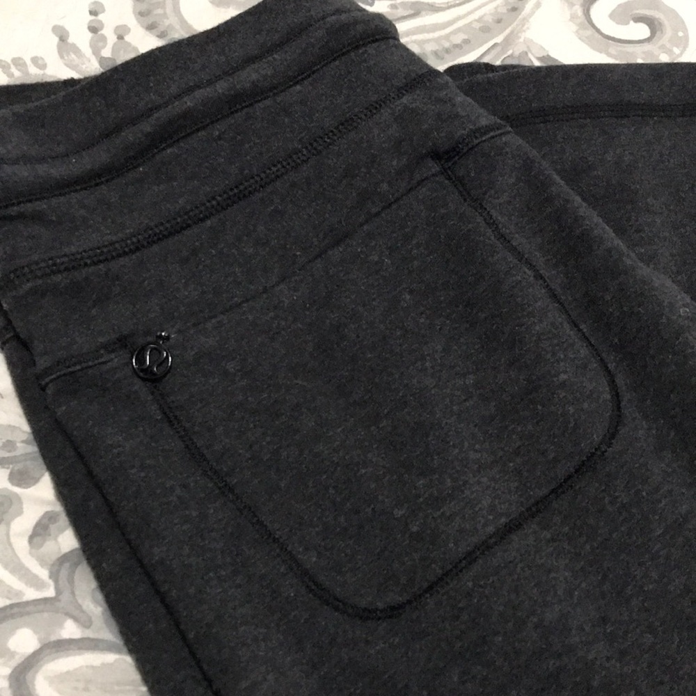 LULULEMON Voyager Sweatpants- DARK GREY